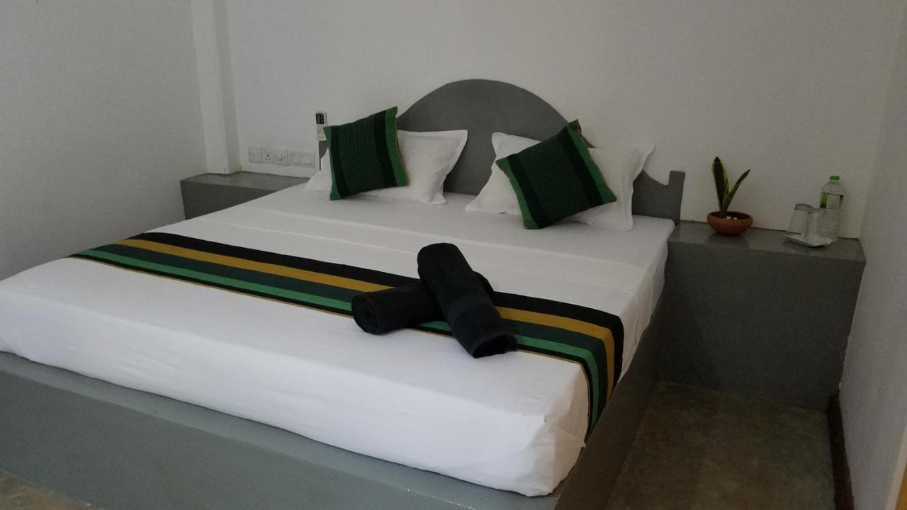 Sigiri Holiday Villa 锡吉里亚 外观 照片